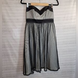 WHITE HOUSE BLACK MARKET STRAPLESS BLACK LACE OVERLAY MINI DRESS, SZ 6